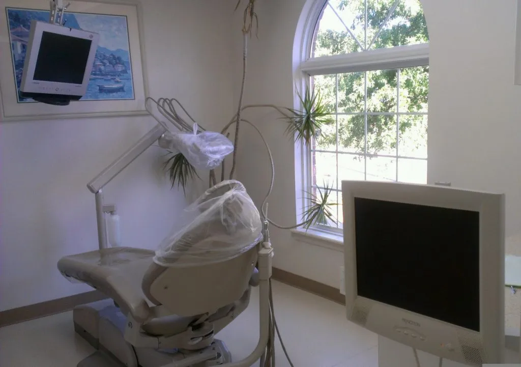 operating room showing two screens